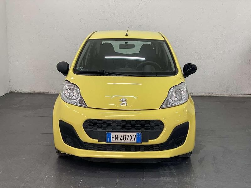 Usata Peugeot 107 68 CV (50 kW) 2012 Other Utilitaria