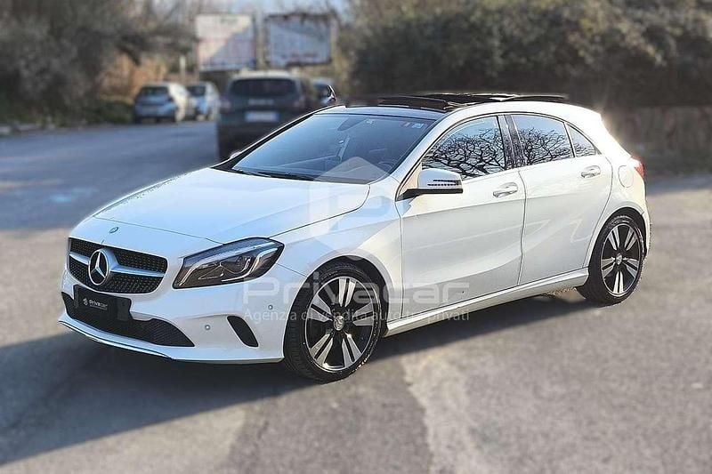 Usata Mercedes A200 Business 136 CV (100 kW) 2016 Bianco Berlina
