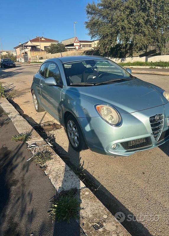 Begagnad Alfa Romeo MiTo 2007 Blå Halvkombi