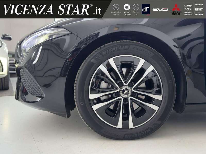 Usata Mercedes A200 Advanced 150 CV (110 kW) 2023 Nero Berlina
