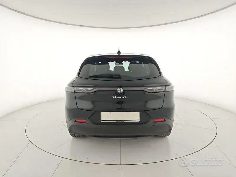 Usata Alfa Romeo Tonale Sprint 131 CV (96 kW) 2023 Nero SUV