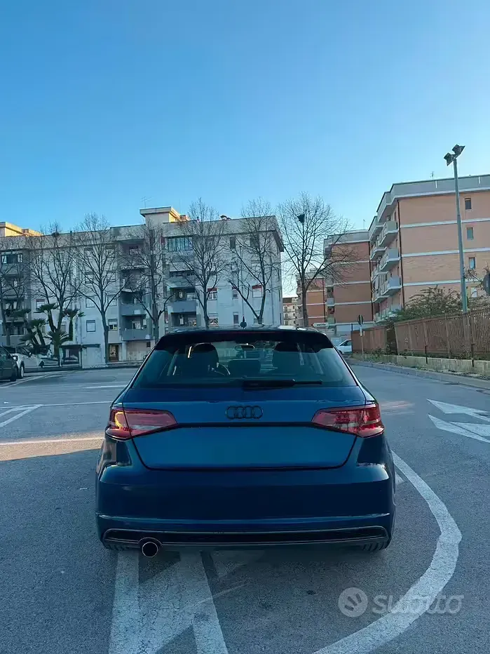 Usata Audi A3 2015 Bluazzurro Berlina