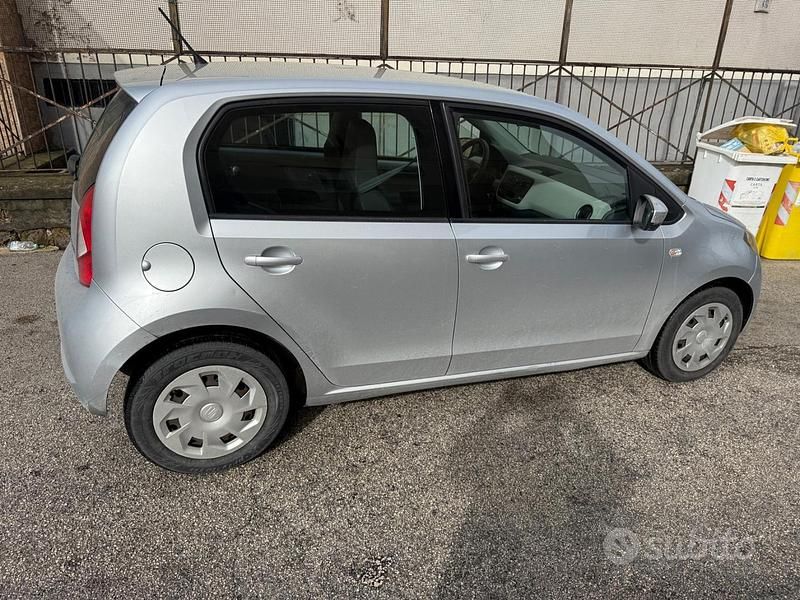 Usata Seat Mii 68 CV (50 kW) 2014 Grigio Utilitaria