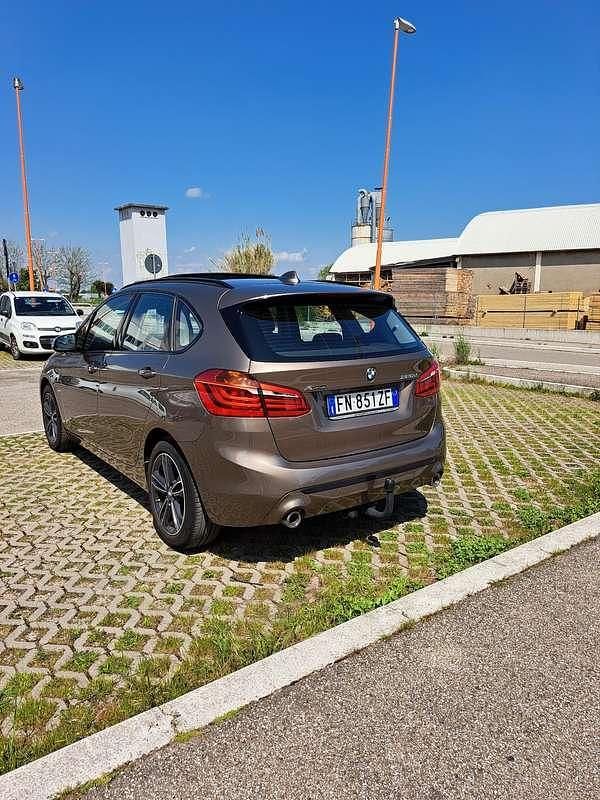 Usata BMW 220 Active Tourer Sport Line 190 CV (139 kW) 2018 Monovolume