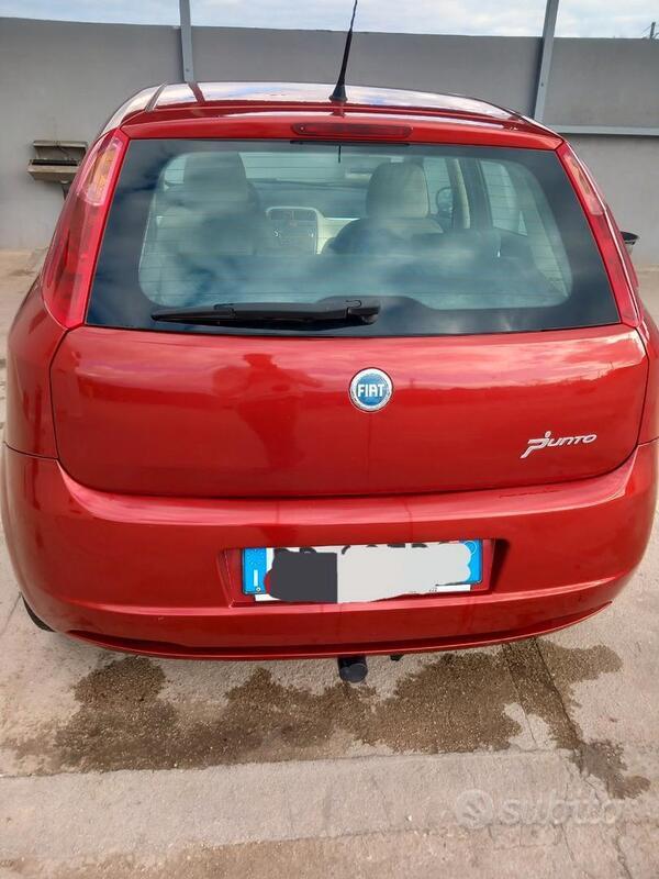 Usato 2006 Fiat Grande Punto 1.2 Diesel 90 CV (2.900 €)