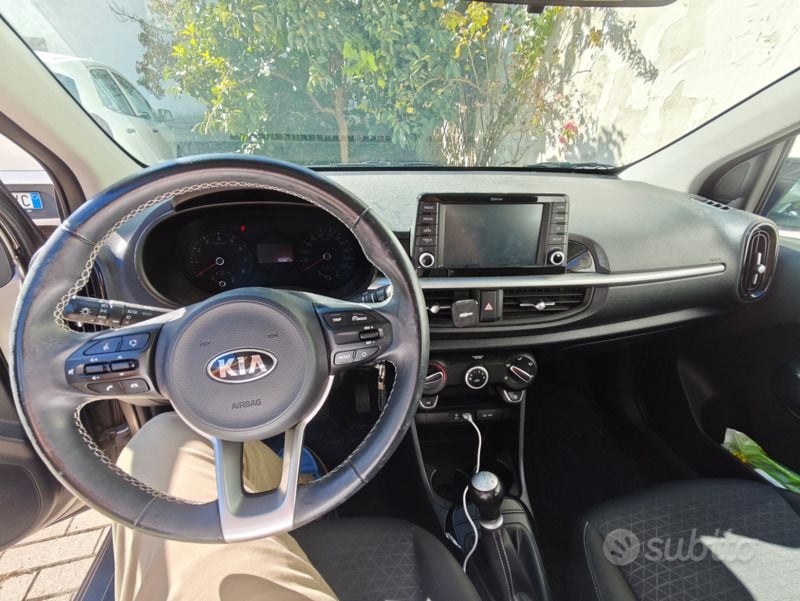 Usata Kia Picanto 67 CV (49 kW) 2019 Grigio Utilitaria