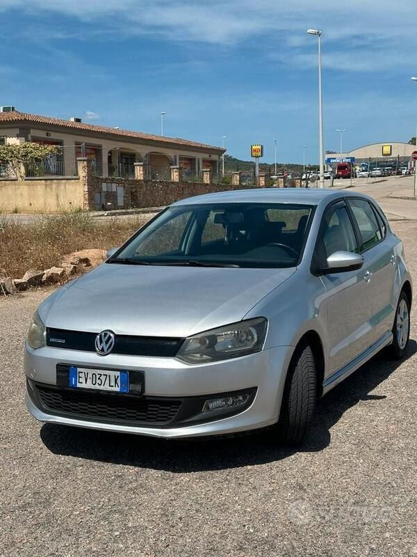 Usata VW Polo 75 CV (55 kW) 2014 Grigio Berlina