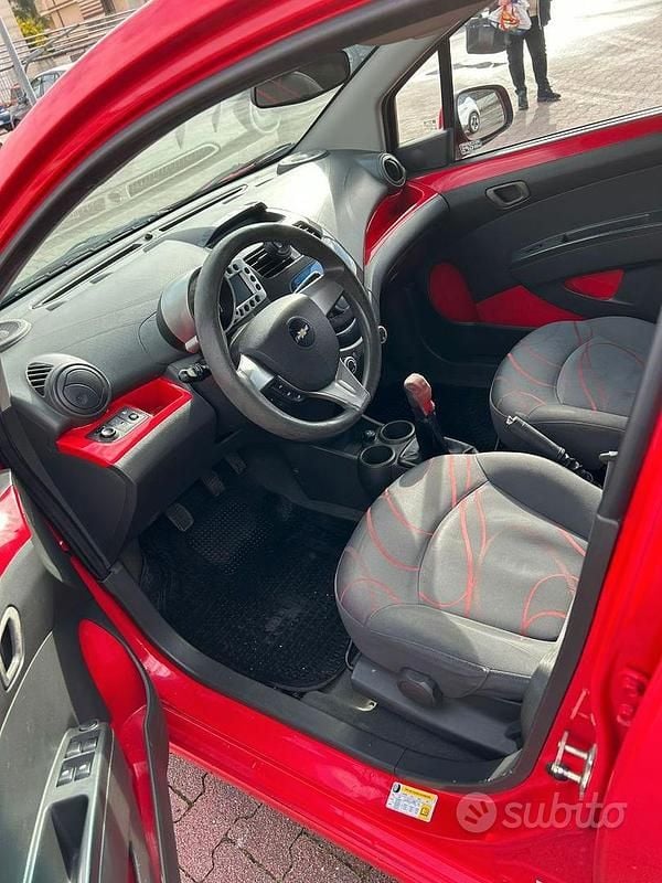 Usata Chevrolet Spark 81 CV (59 kW) 2010 Rosso Utilitaria