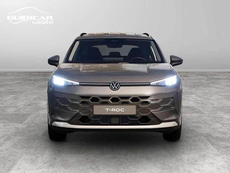 Nuova VW T-Roc Life 116 CV (85 kW) 2026 Grenadill black metallizzato SUV
