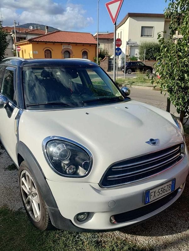 Bianco Usata 2015 Mini Cooper Countryman SUV | 12.400 € (Molto cara) - Immagine 1/4