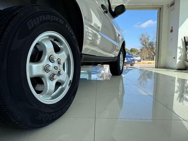 Usata Land Rover Discovery 2 137 CV (100 kW) 1999 Grigio SUV