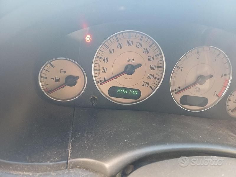 Usata Chrysler Grand Voyager 150 CV (110 kW) 2006 Nero Monovolume