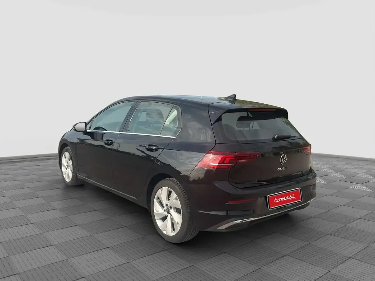 Usata VW Golf VIII Style 150 CV (110 kW) 2025 Grenadill black Berlina