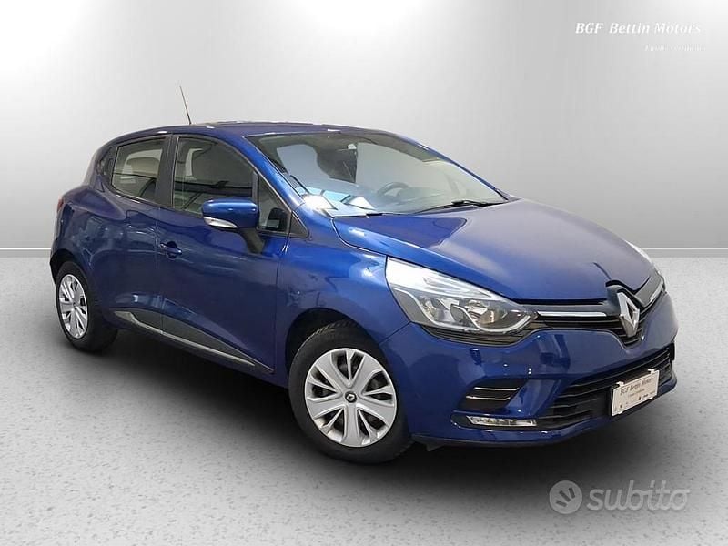 Usata Renault Clio IV Life 75 CV (55 kW) 2019 Blu Berlina