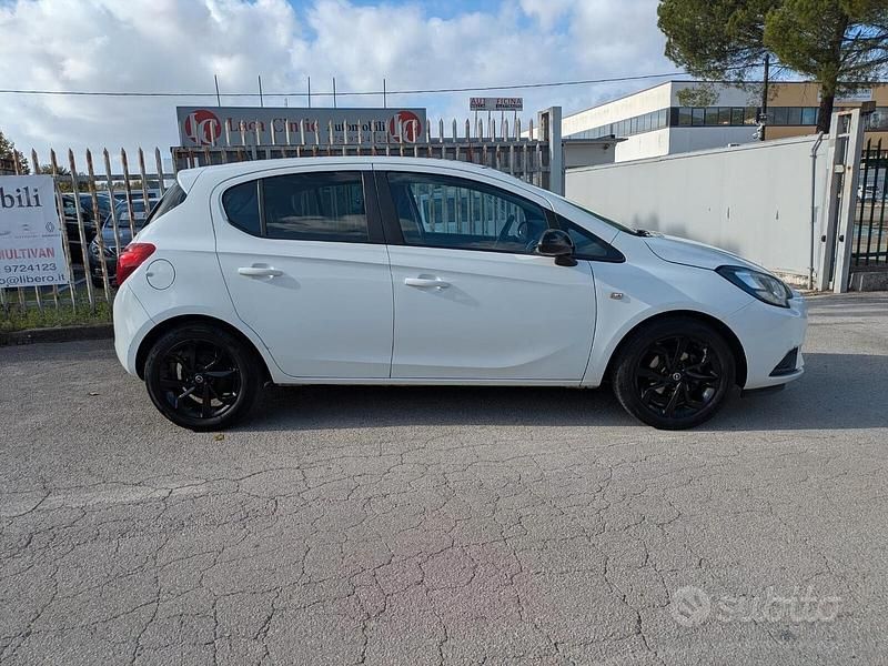 Usata Opel Corsa 90 CV (66 kW) 2016 Bianco Utilitaria