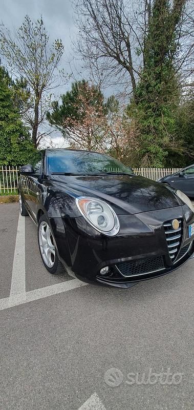 Usata Alfa Romeo MiTo 95 CV (69 kW) 2010 Nero Utilitaria
