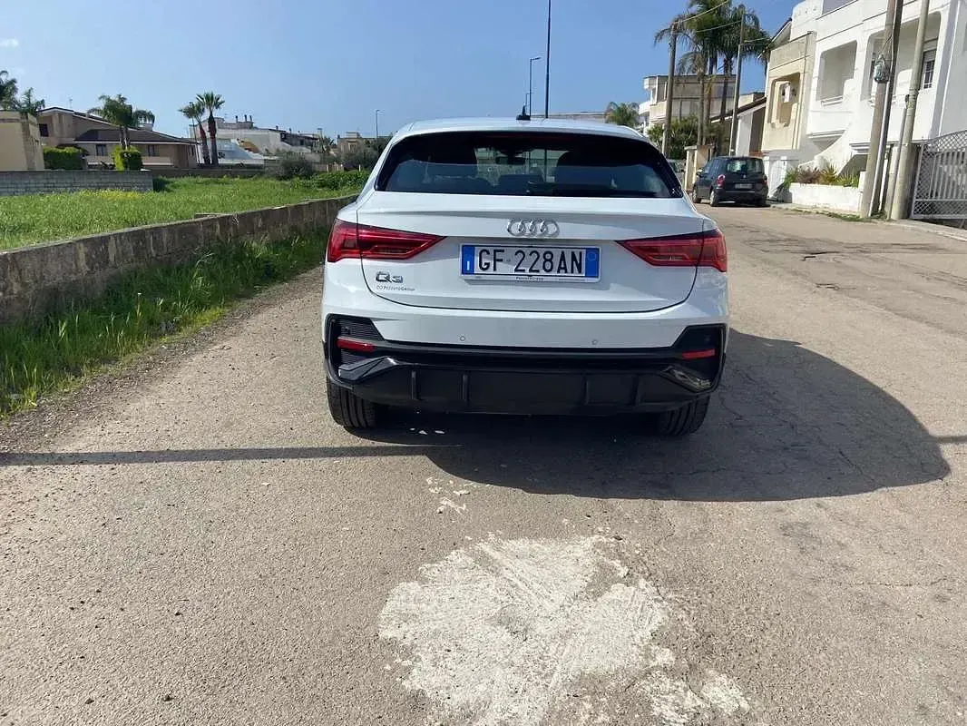 Usata Audi Q3 Sportback S-Line 150 CV (110 kW) 2021 Bianco SUV