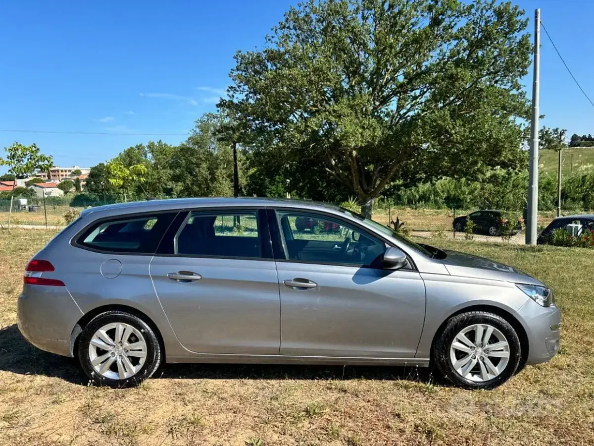 Usata Peugeot 308 Allure 120 CV (88 kW) 2015 Grigio Station wagon