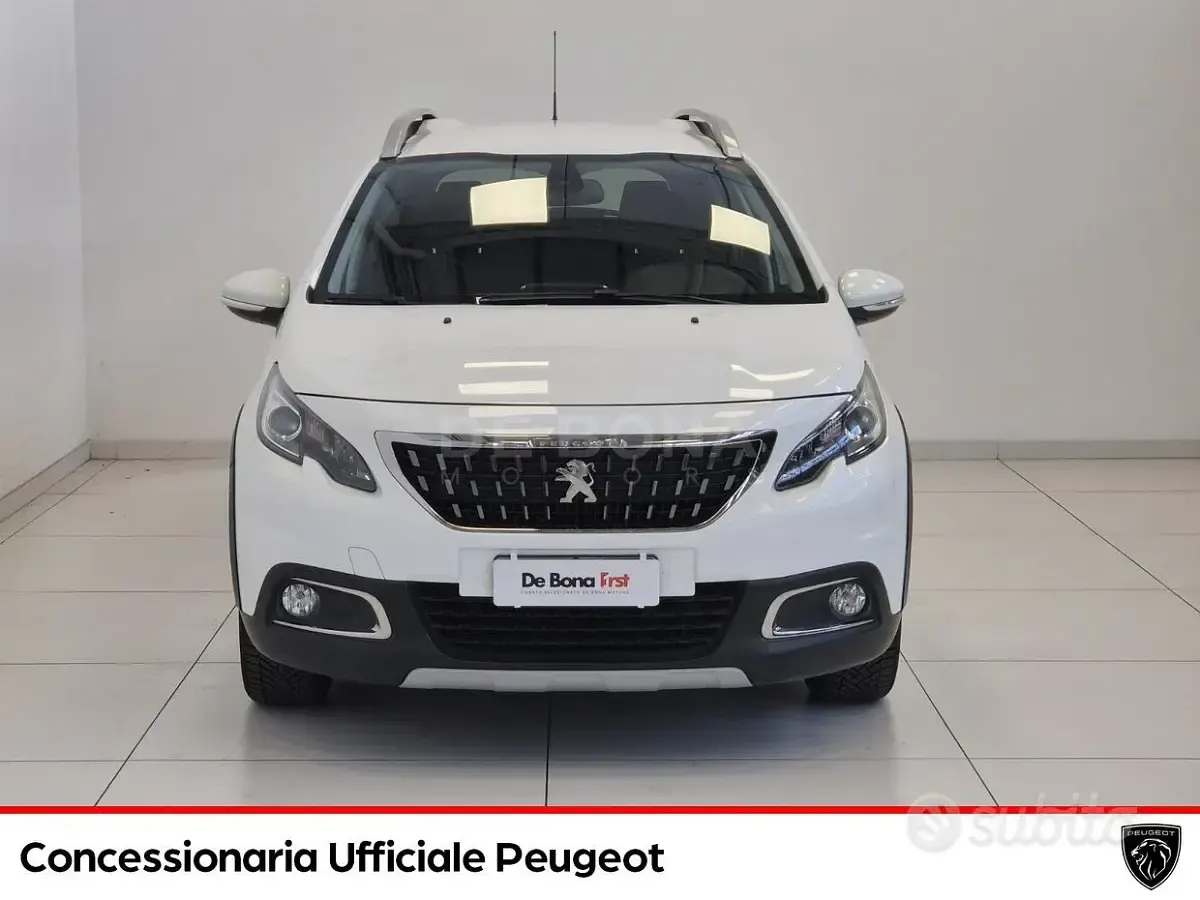 Usata Peugeot 2008 100 CV (73 kW) 2017 Bianco SUV