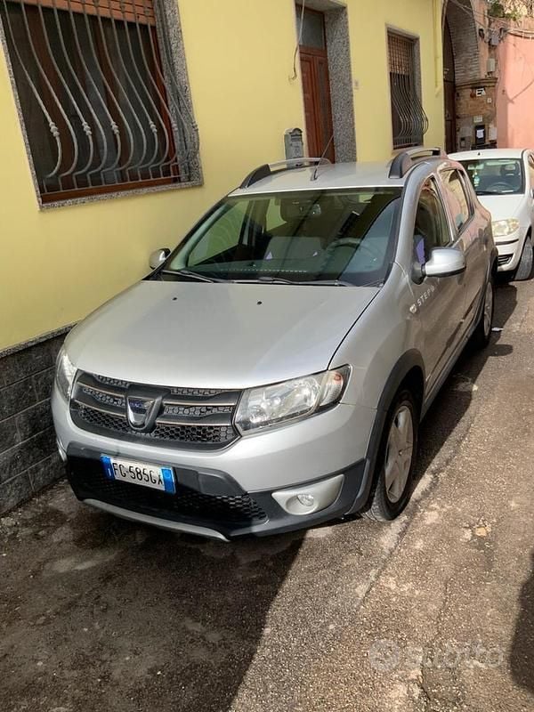 Usata Dacia Sandero 2017 Grigio Berlina