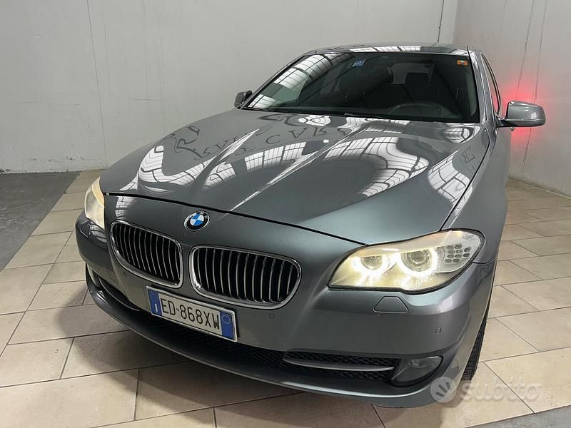 Usata BMW 530 Efficient Dynamics 245 CV (180 kW) 2010 Grigio Station wagon