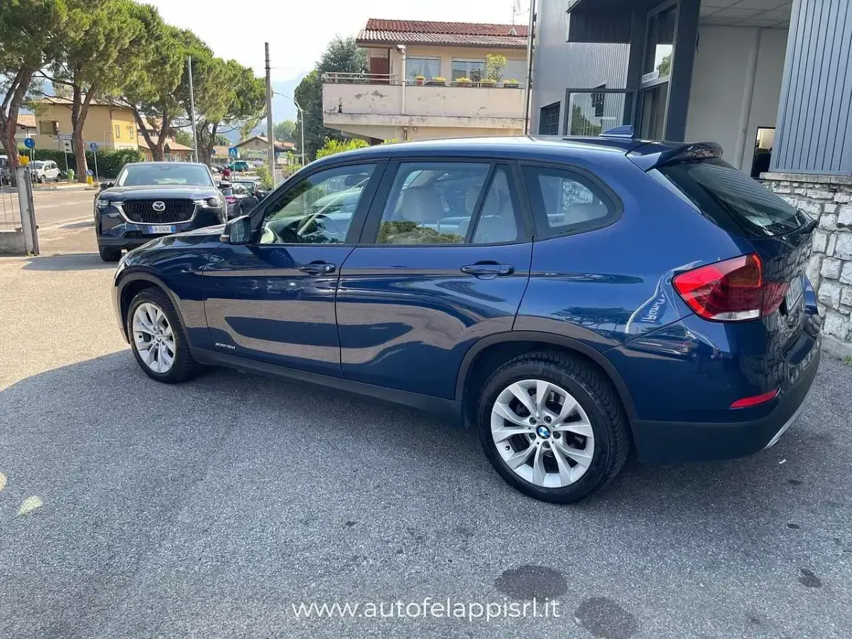Usata BMW X1 xLine 143 CV (105 kW) 2014 Blu SUV