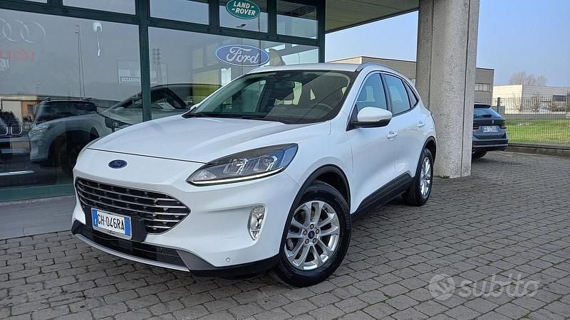 Usata Ford Kuga Titanium 120 CV (88 kW) 2022 Bianco SUV
