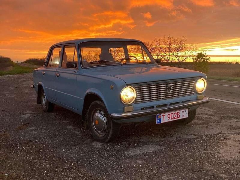 Usata Lada 2101 69 CV (50 kW) 1977 Blu/azzurro Berlina