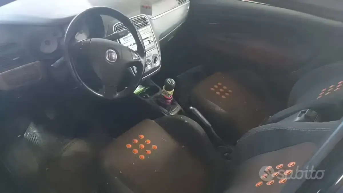 Usata Fiat Punto 120 CV (88 kW) 2008 Nero Utilitaria