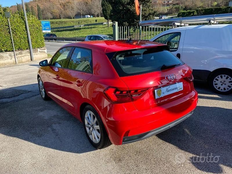 Usata Audi A1 110 CV (80 kW) 2023 Rosso pastello Berlina