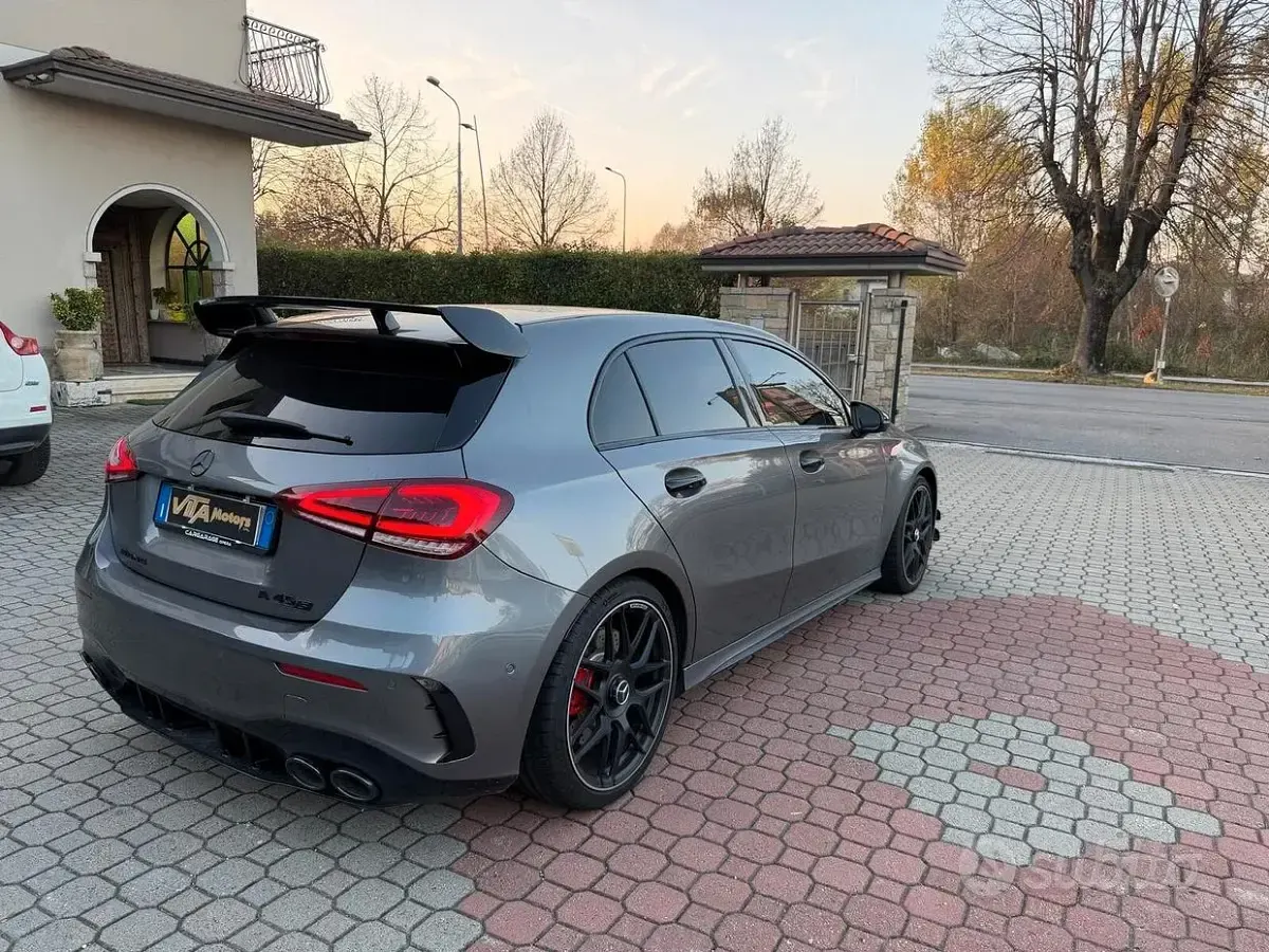 Usata Mercedes A45 AMG AMG 422 CV (310 kW) 2022 Grigio Utilitaria