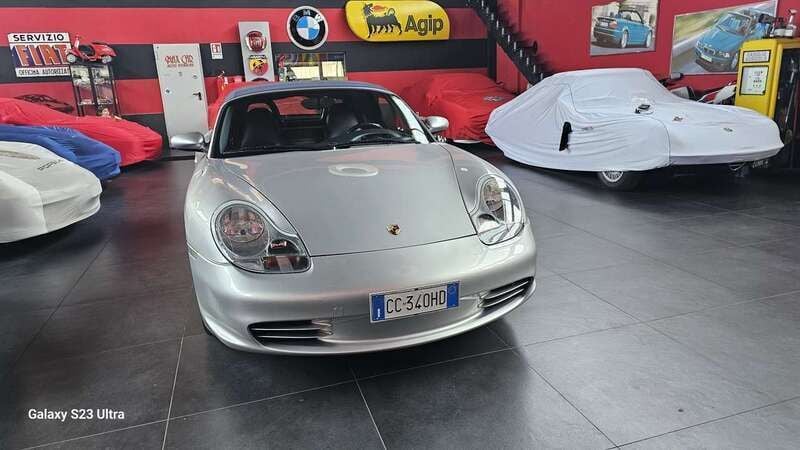 Usata Porsche Boxster 228 CV (167 kW) 2002 Grigio Cabrio