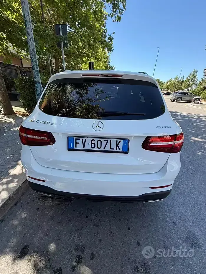 Usata Mercedes GLC250 Premium 204 CV (150 kW) 2019 Bianco SUV