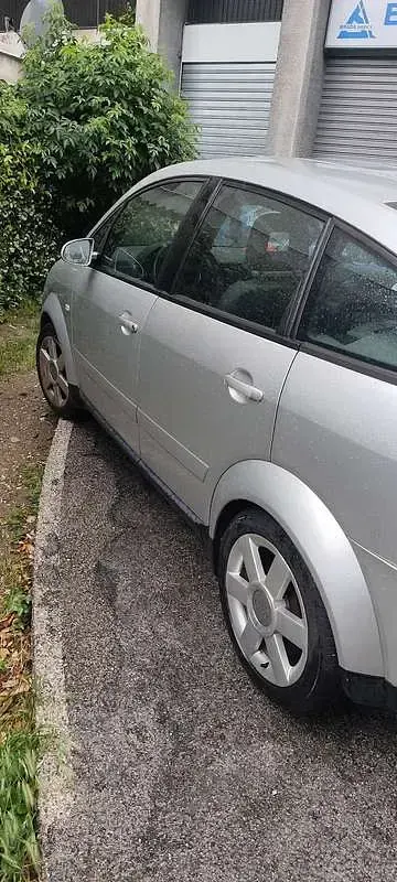 Usata Audi A2 Ambiente 75 CV (55 kW) 2000 Utilitaria