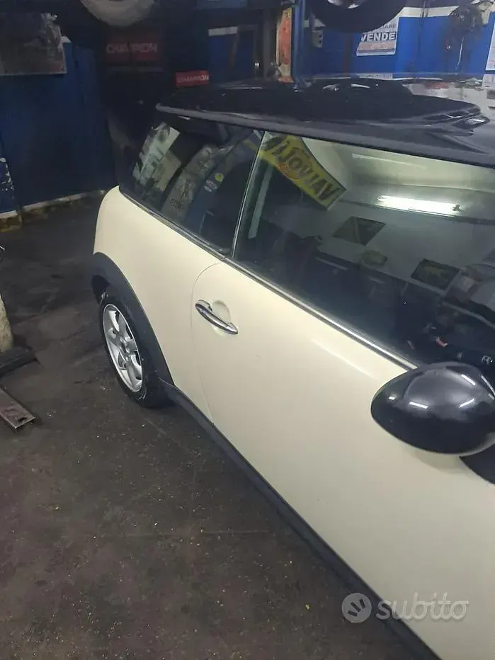 Usata Mini Cooper D 110 CV (80 kW) 2007 Utilitaria