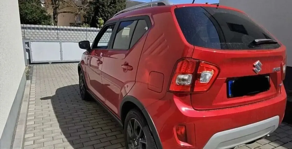Usata Suzuki Ignis 83 CV (61 kW) 2023 Rosso SUV