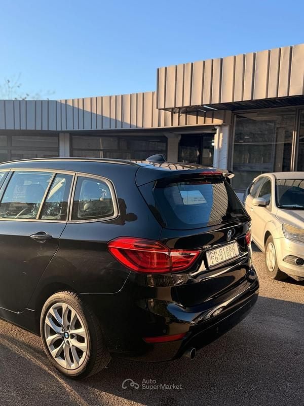 Usata BMW 218 150 CV (110 kW) 2017 Nero Station wagon