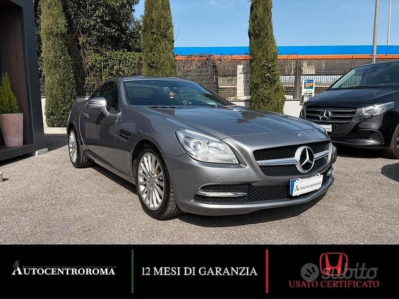 Usata Mercedes SLK200 184 CV (135 kW) 2012 Grigio Cabrio