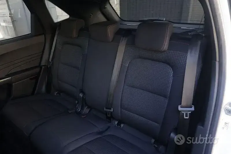 Usata Ford Kuga ST-Line 190 CV (139 kW) 2022 Bianco SUV