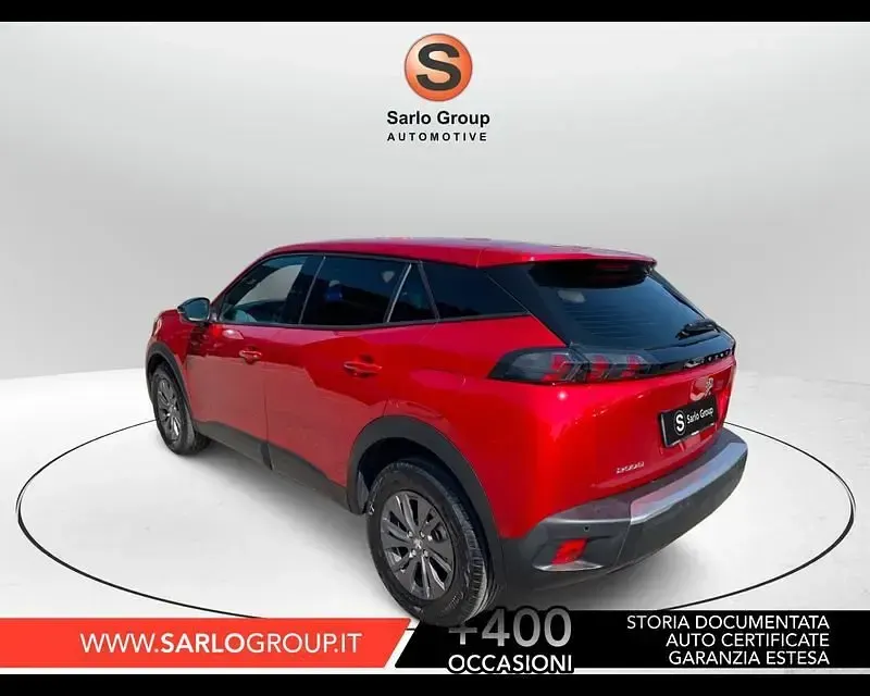 Usata Peugeot 2008 Active 101 CV (74 kW) 2023 Rosso SUV