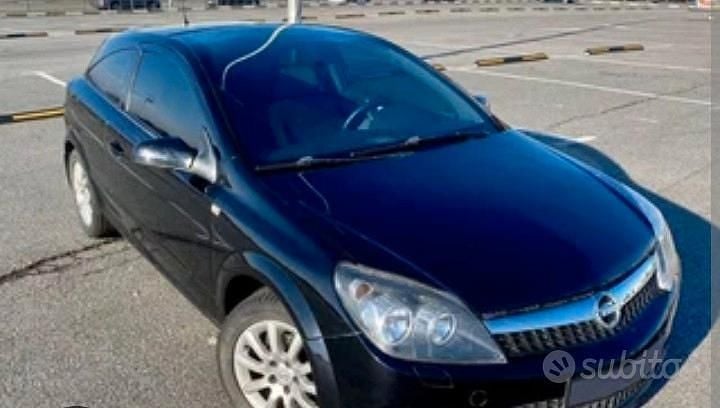 Usata Opel Astra Sport 2008 Nero Coupé