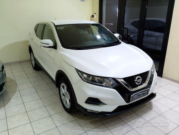 Usata Nissan Qashqai 110 CV (80 kW) 2018 Bianco SUV