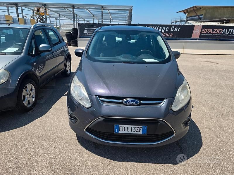 Usata Ford C-MAX Titanium 115 CV (84 kW) 2012 Grigio Monovolume
