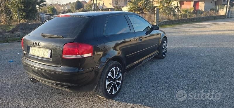 Usata Audi A3 Attraction 140 CV (102 kW) 2005 Nero Utilitaria