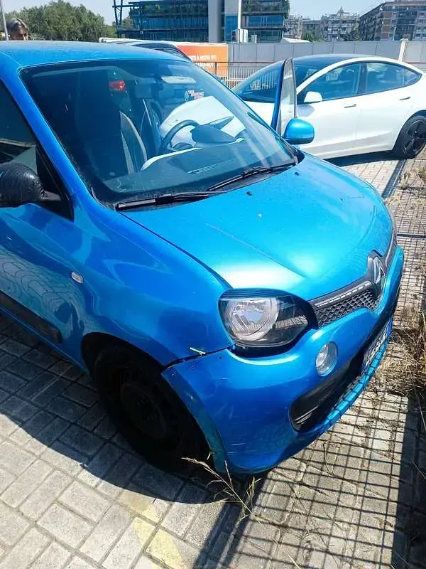 Usata Renault Twingo SE 69 CV (50 kW) 2015 Utilitaria