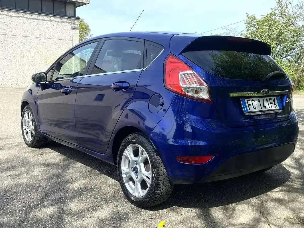 Usata Ford Fiesta Titanium 75 CV (55 kW) 2015 Utilitaria