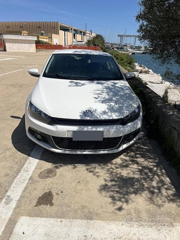 Begagnad VW Scirocco 160 HK (117 kW) 2010