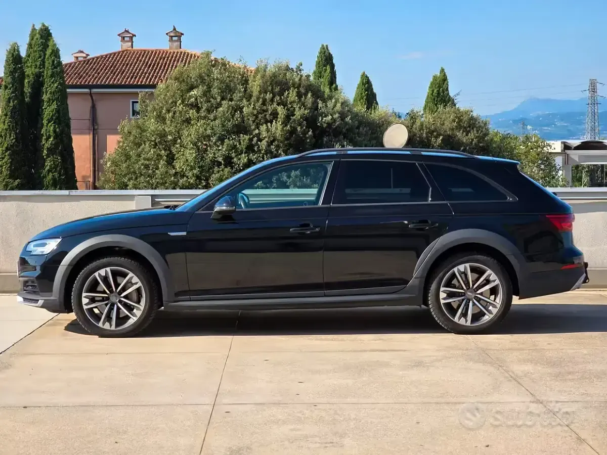Usata Audi A4 Allroad Business 272 CV (200 kW) 2017 Nero Station wagon