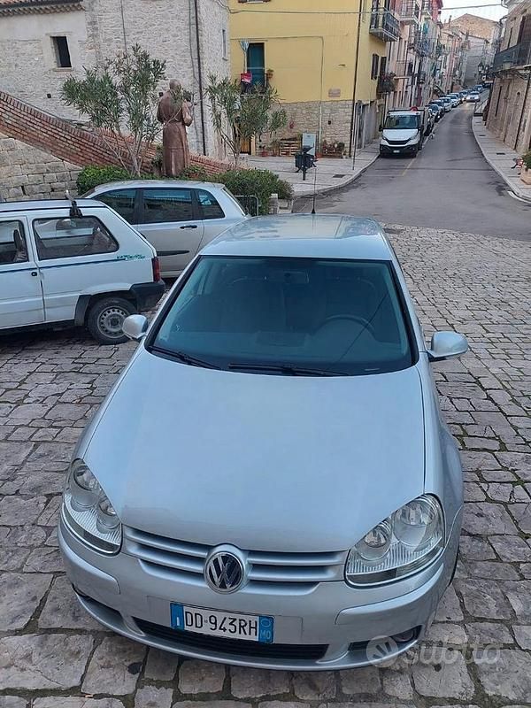 Usata VW Golf IV 2006 Grigio Berlina