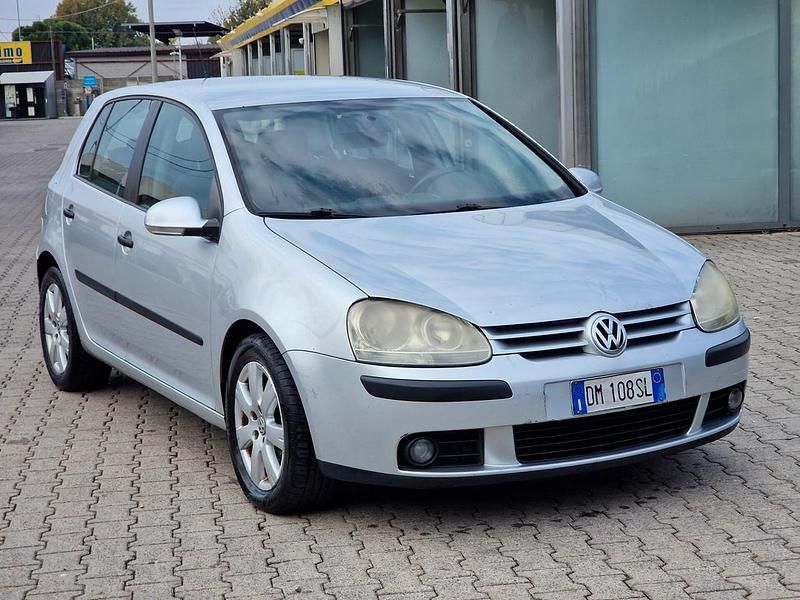 Usata VW Golf Plus Cross Comfortline 104 CV (76 kW) 2008 Grigio Utilitaria
